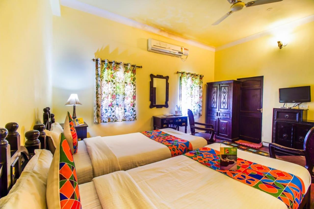 Hotel Utsav Niwas Divisione di Divisione di Jaipur Esterno foto