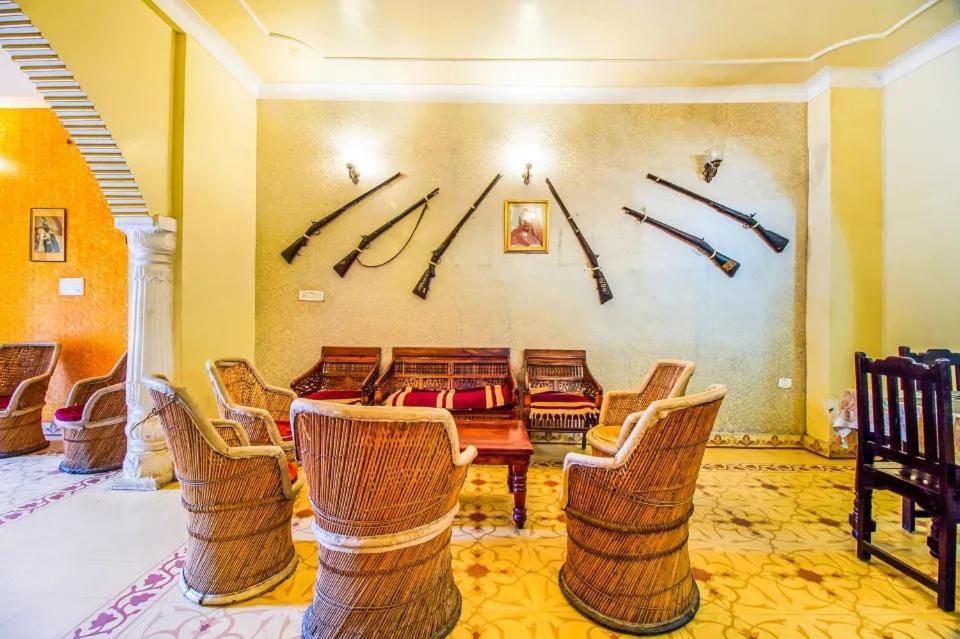 Hotel Utsav Niwas Divisione di Divisione di Jaipur Esterno foto